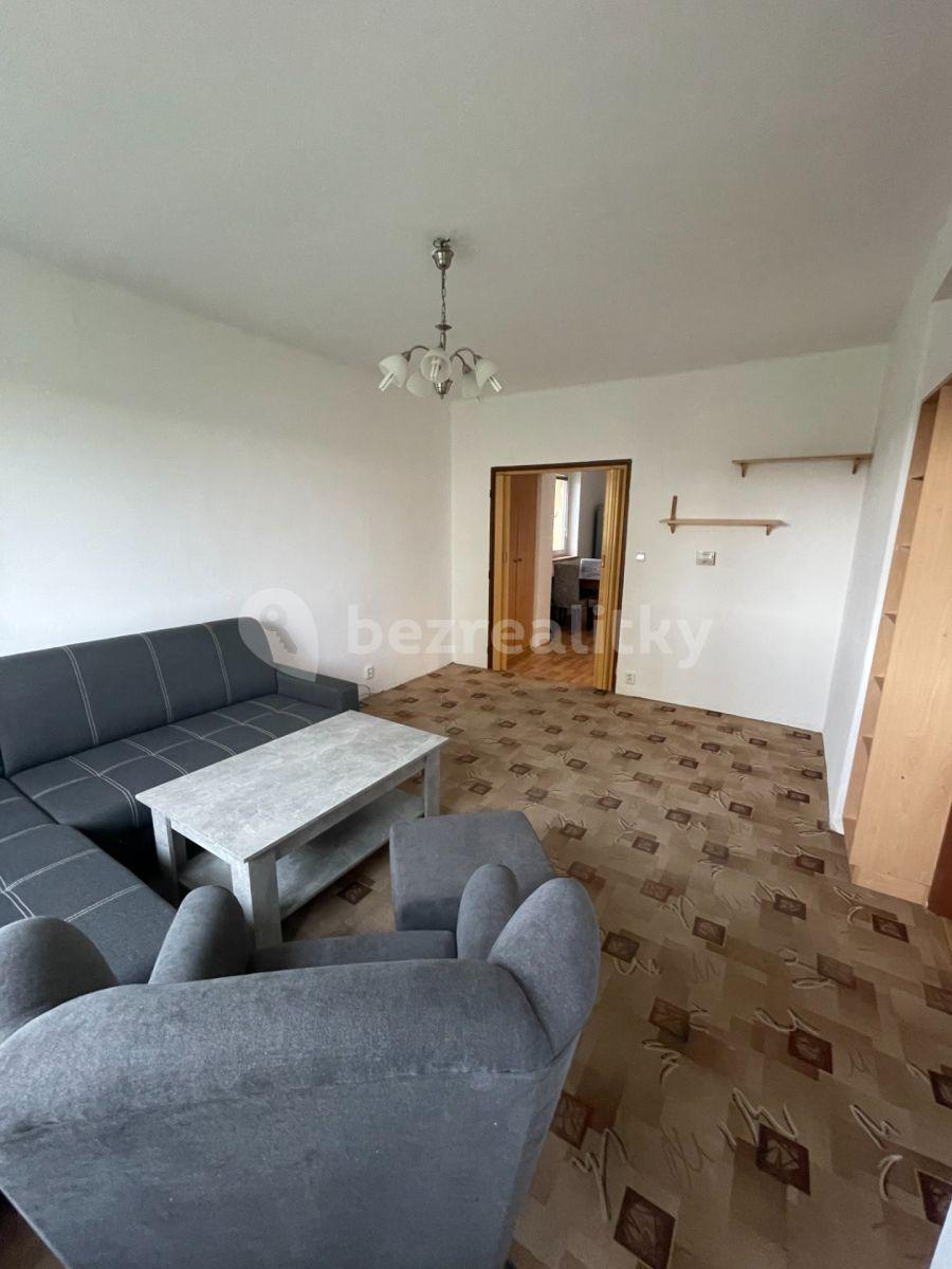 Pronájem bytu 2+1 49 m², Na Sídlišti, Dolní Bousov, Středočeský kraj