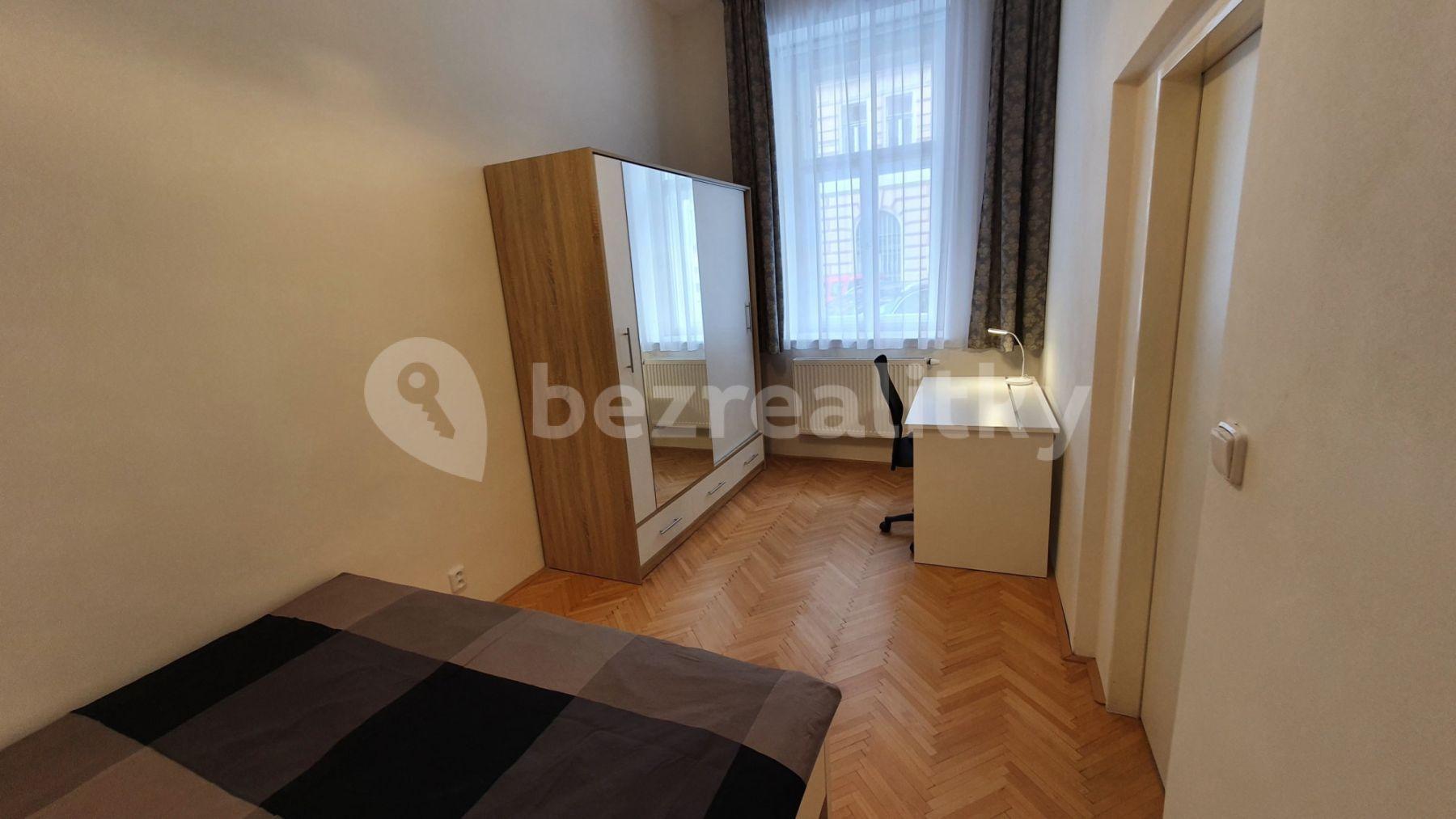 Pronájem bytu 3+1 60 m², Tyršova, Praha, Praha