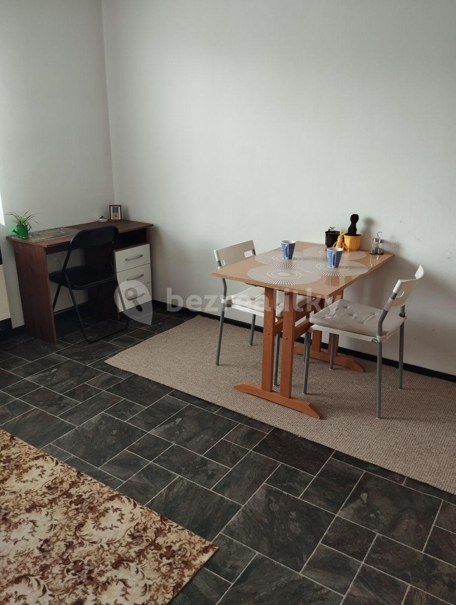 Pronájem bytu 1+kk 26 m², Slezská, Svitavy, Pardubický kraj