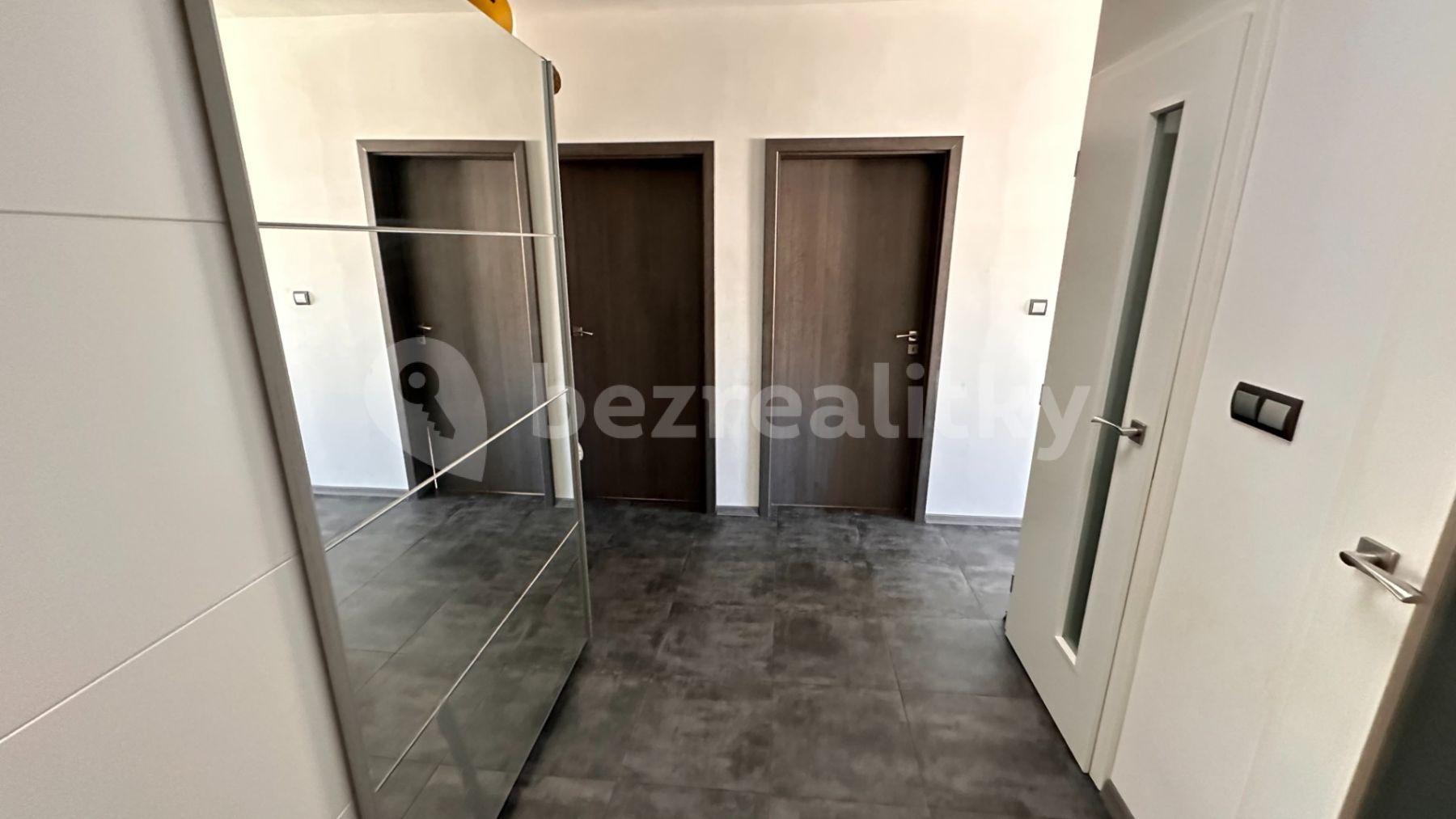 Prodej bytu 4+1 80 m², Sportovní, Loket, Karlovarský kraj