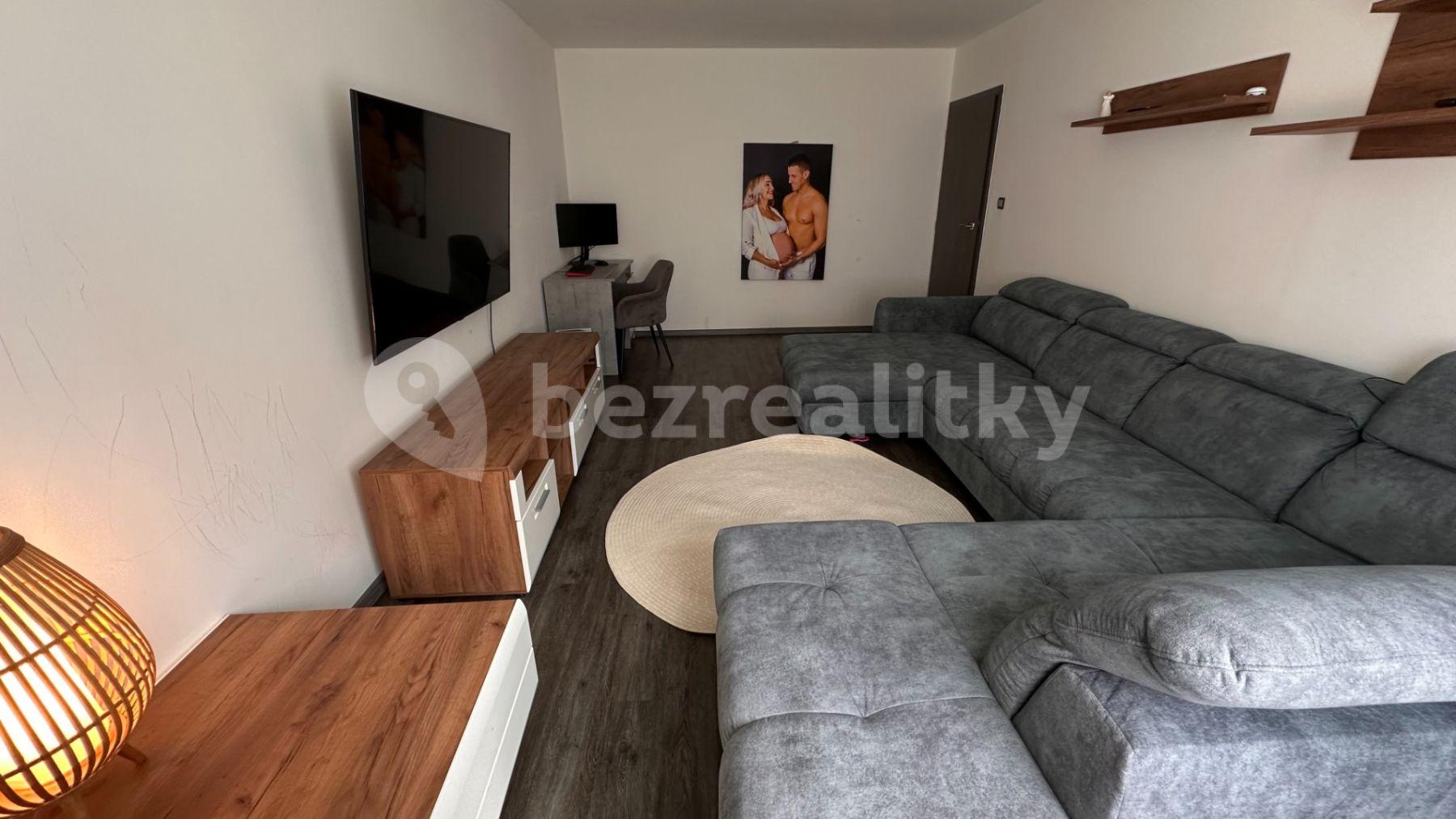 Prodej bytu 4+1 80 m², Sportovní, Loket, Karlovarský kraj