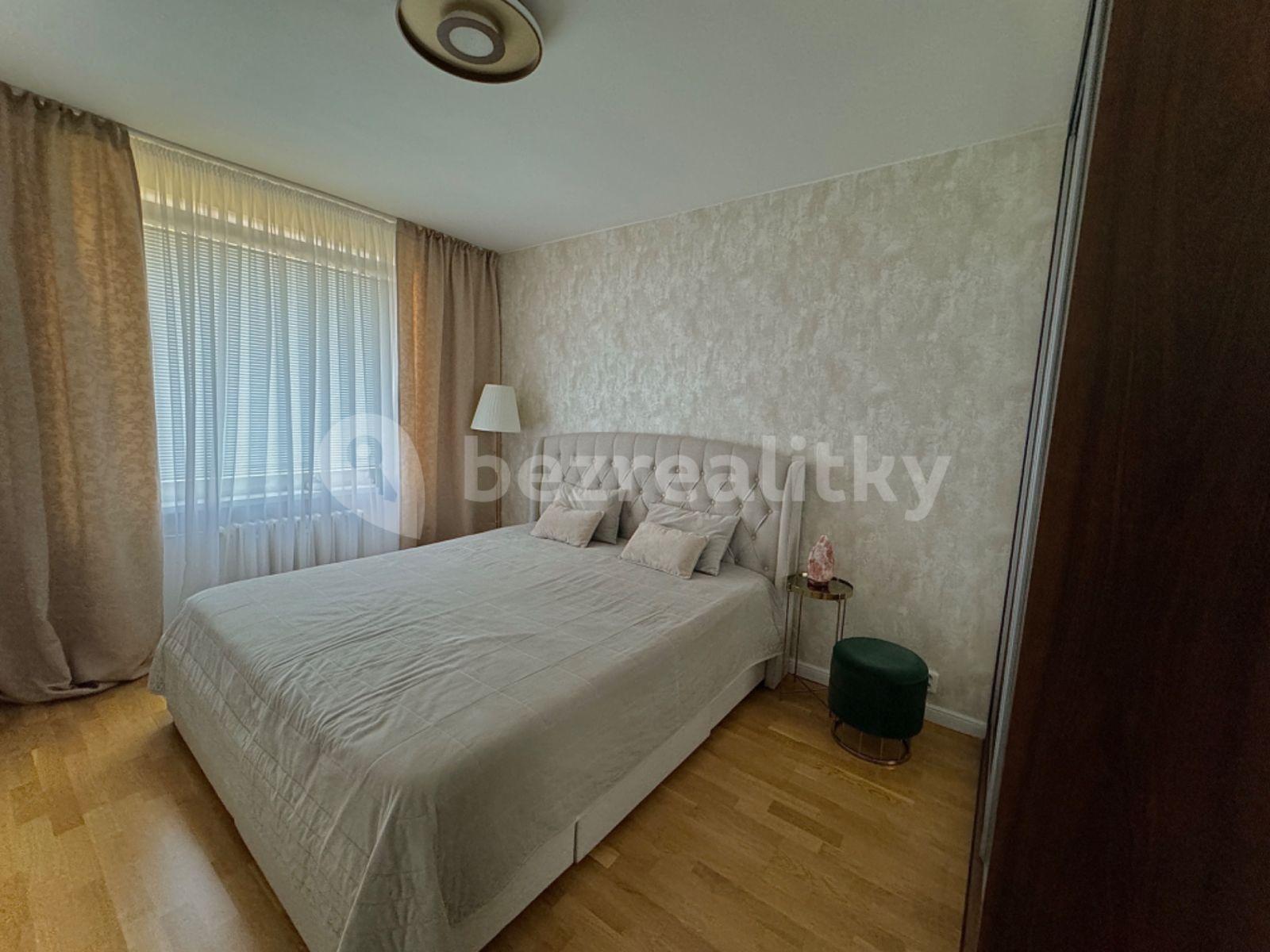 Prodej bytu 3+1 70 m², Tupolevova, Praha, Praha