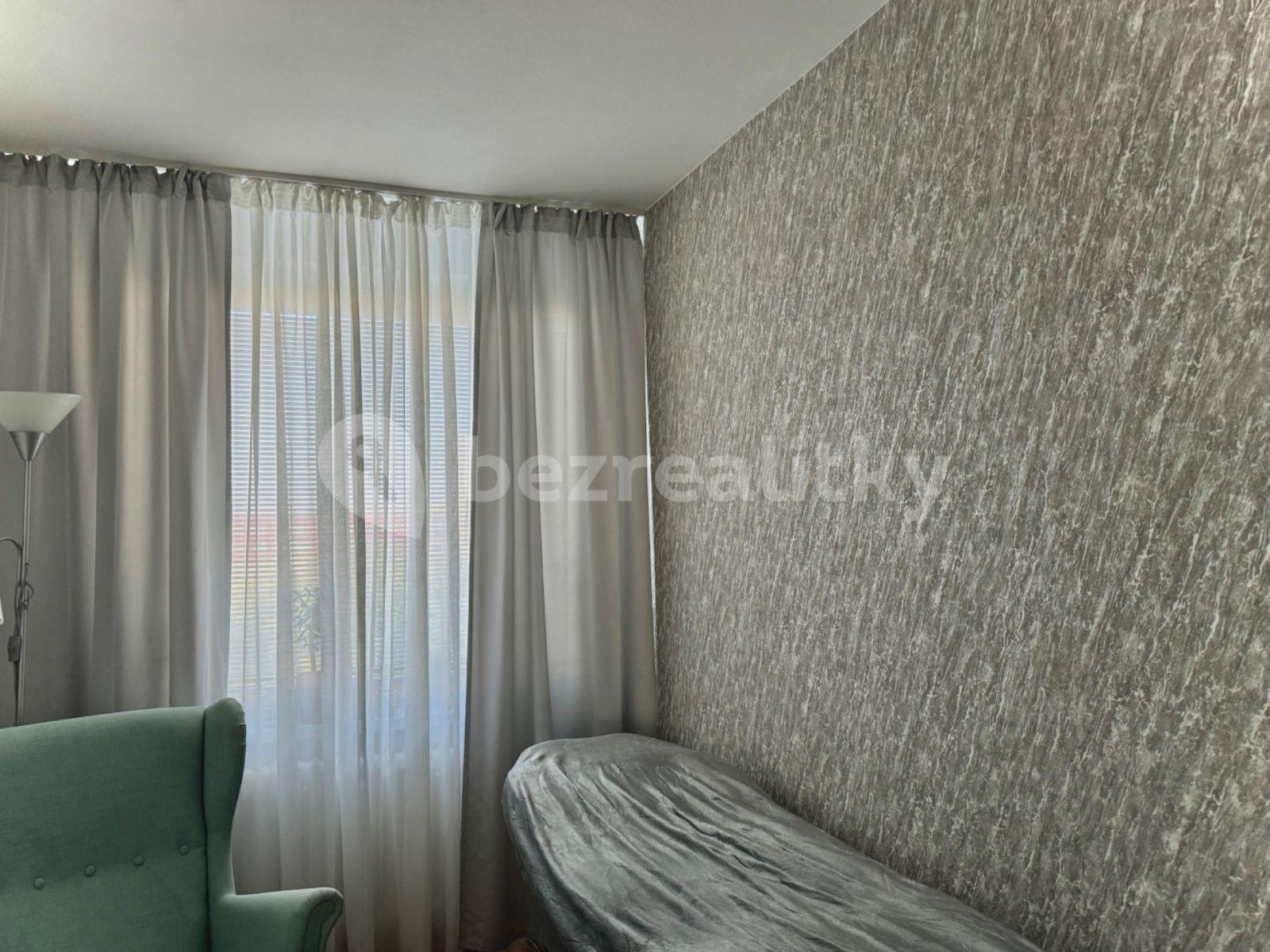 Prodej bytu 3+1 70 m², Tupolevova, Praha, Praha