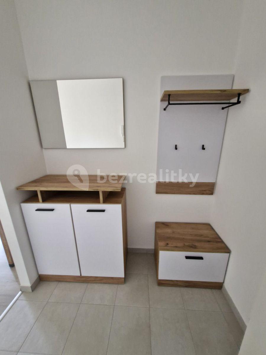 Pronájem bytu 2+kk 38 m², Prokopa Holého, Slaný, Středočeský kraj