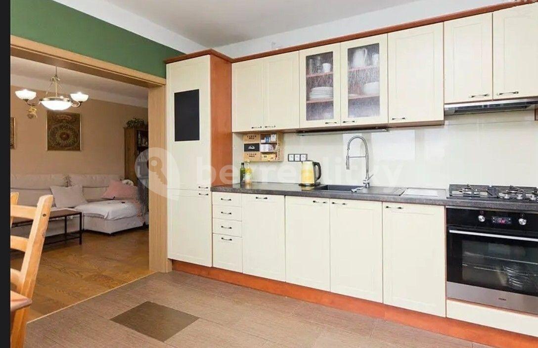 Prodej bytu 3+1 76 m², Tuklatská, Praha, Praha