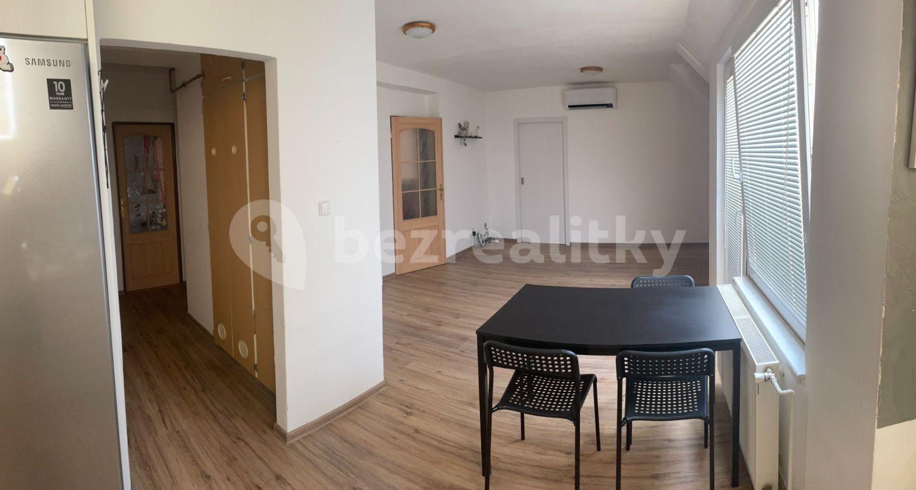 Prodej bytu 4+kk 75 m², Višňovce, Hulín, Zlínský kraj