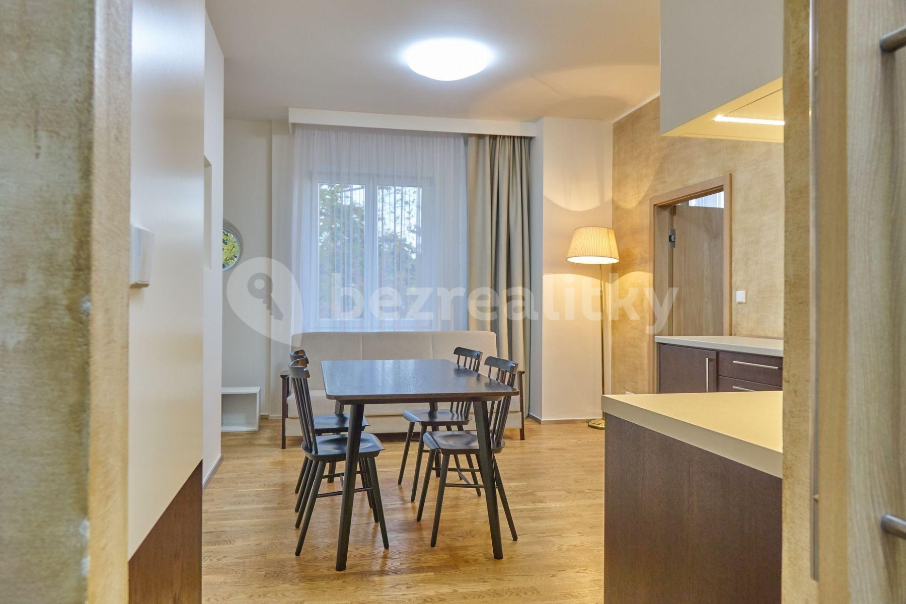 Pronájem bytu 2+kk 48 m², Velvarská, Praha, Praha