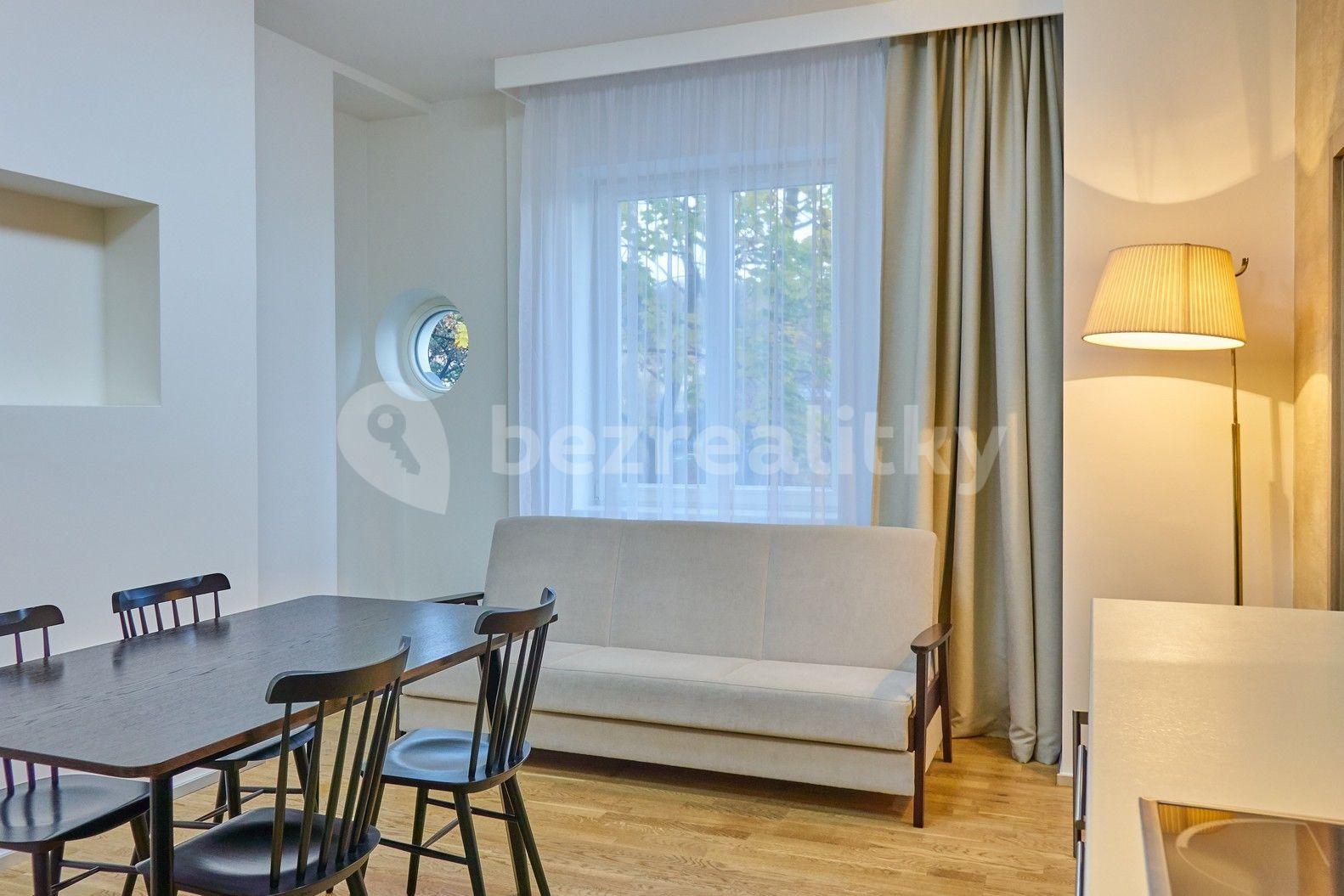 Pronájem bytu 2+kk 48 m², Velvarská, Praha, Praha