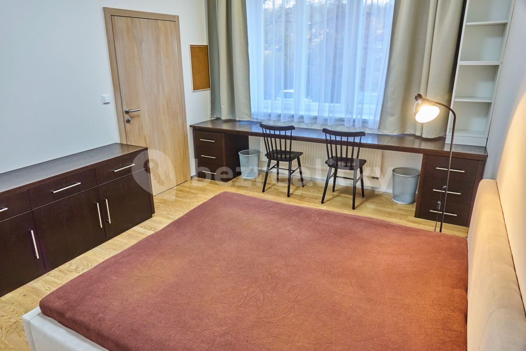 Pronájem bytu 2+kk 48 m², Velvarská, Praha, Praha