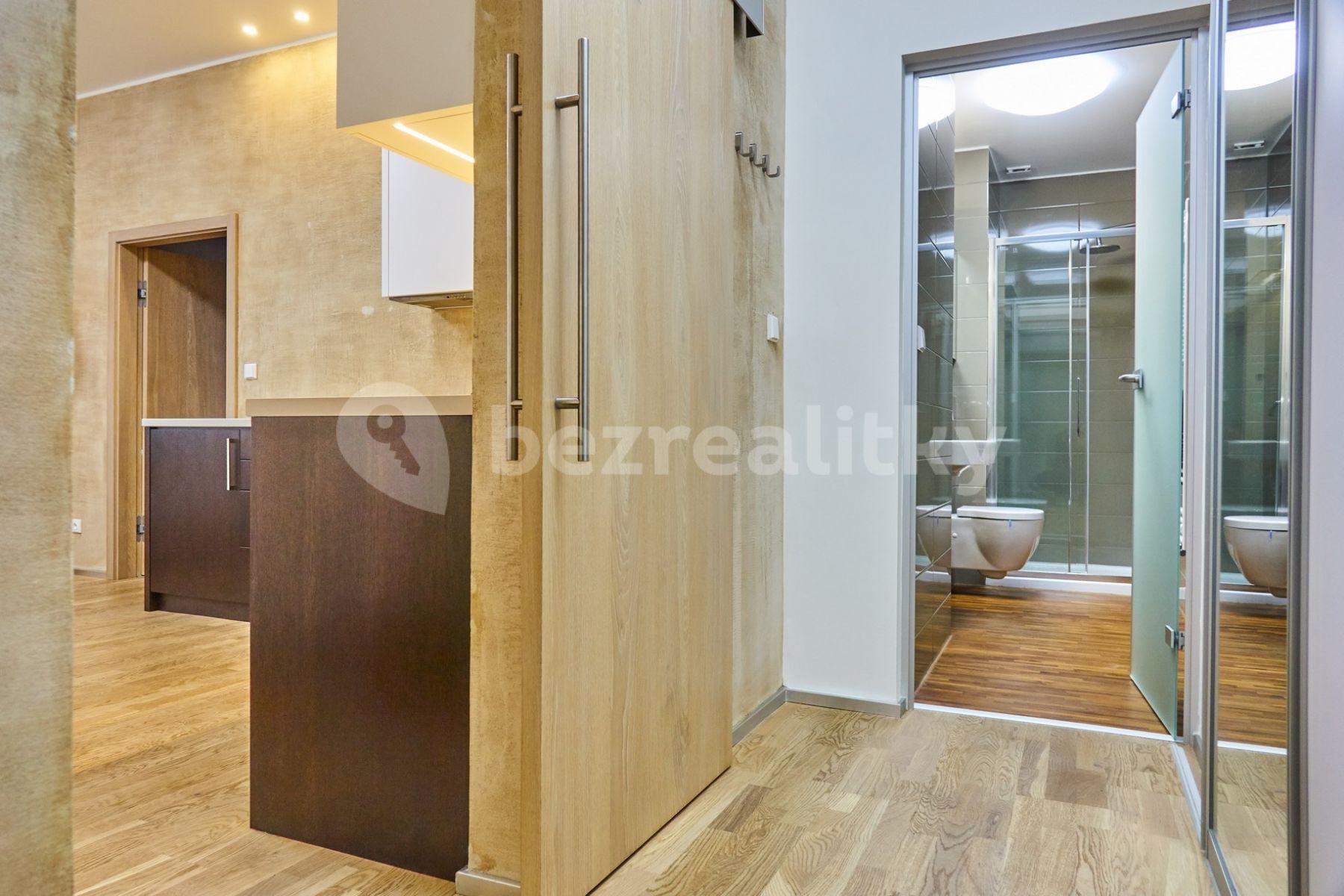 Pronájem bytu 2+kk 48 m², Velvarská, Praha, Praha