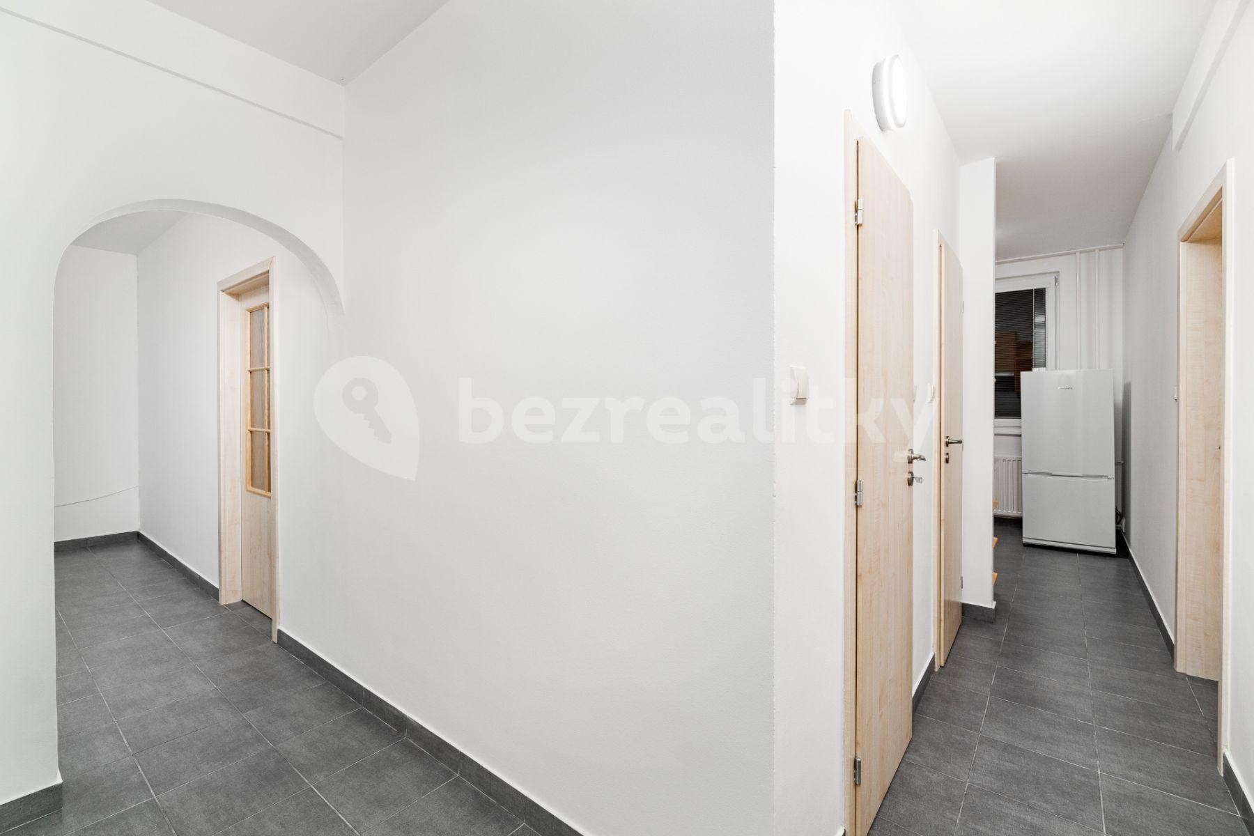 Pronájem bytu 3+1 63 m², Jaromíra Matuška, Ostrava, Moravskoslezský kraj