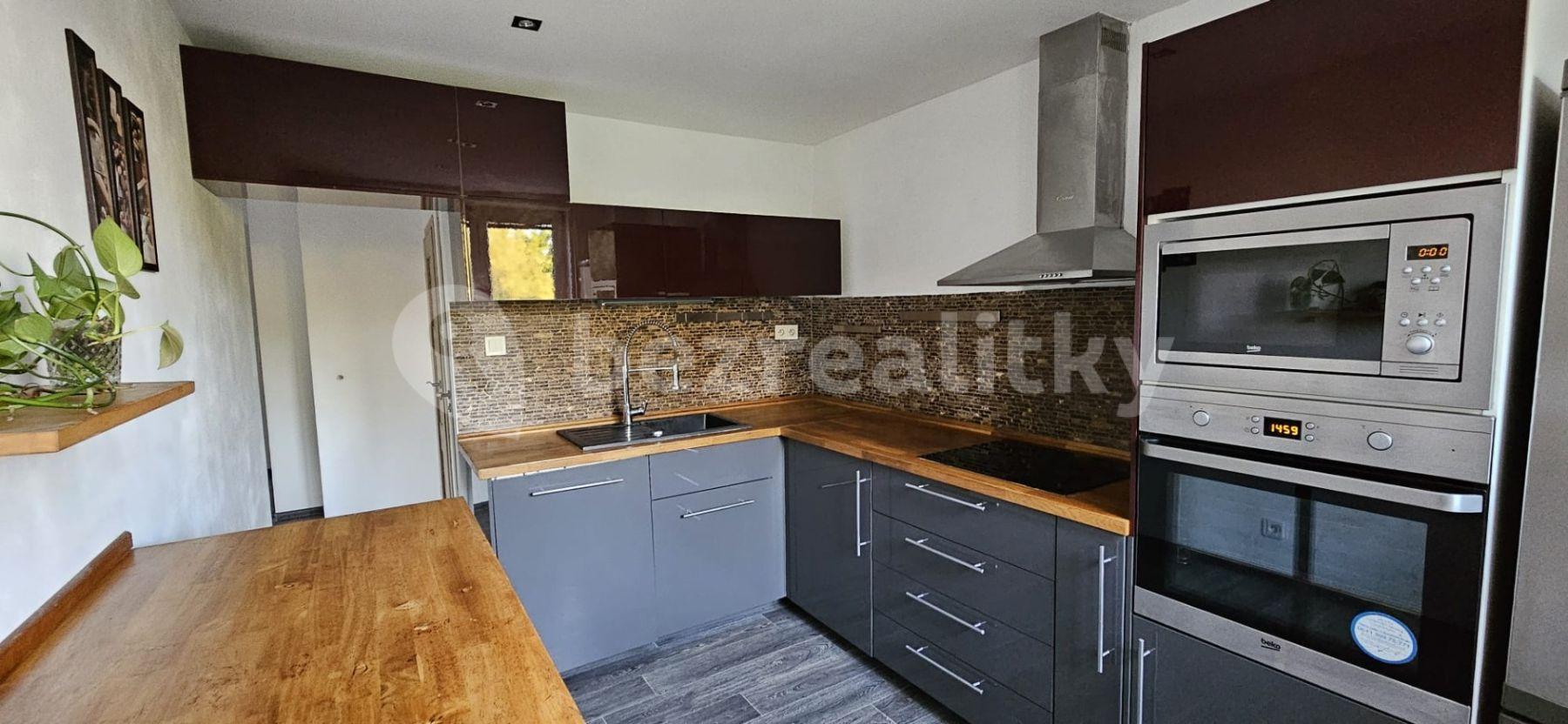 Prodej bytu 3+1 75 m², U Společenského domu, Vratimov, Moravskoslezský kraj