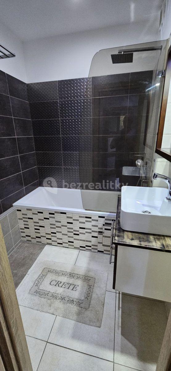 Prodej bytu 3+1 75 m², U Společenského domu, Vratimov, Moravskoslezský kraj