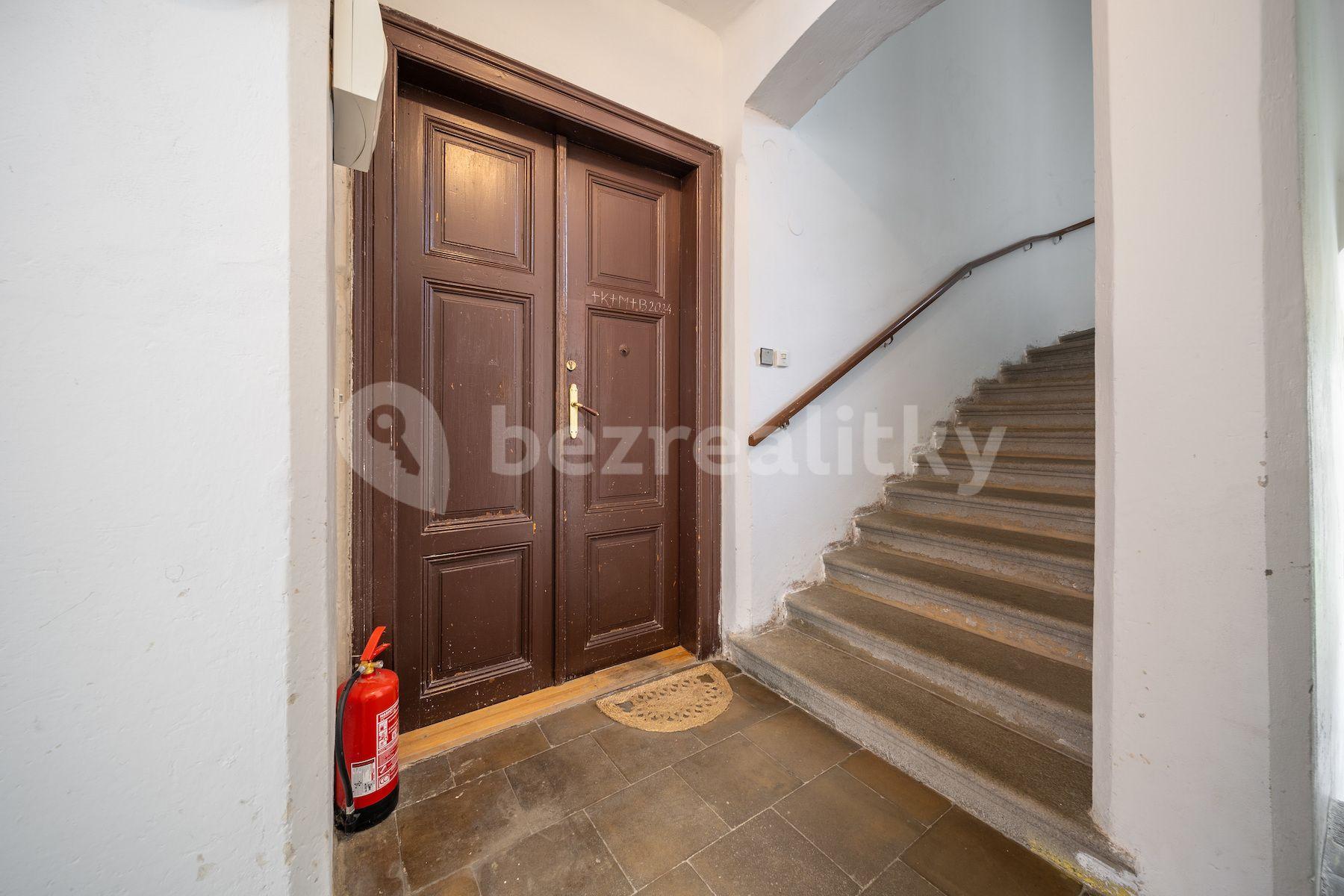 Prodej bytu 2+1 47 m², B. Smetany, České Budějovice, Jihočeský kraj