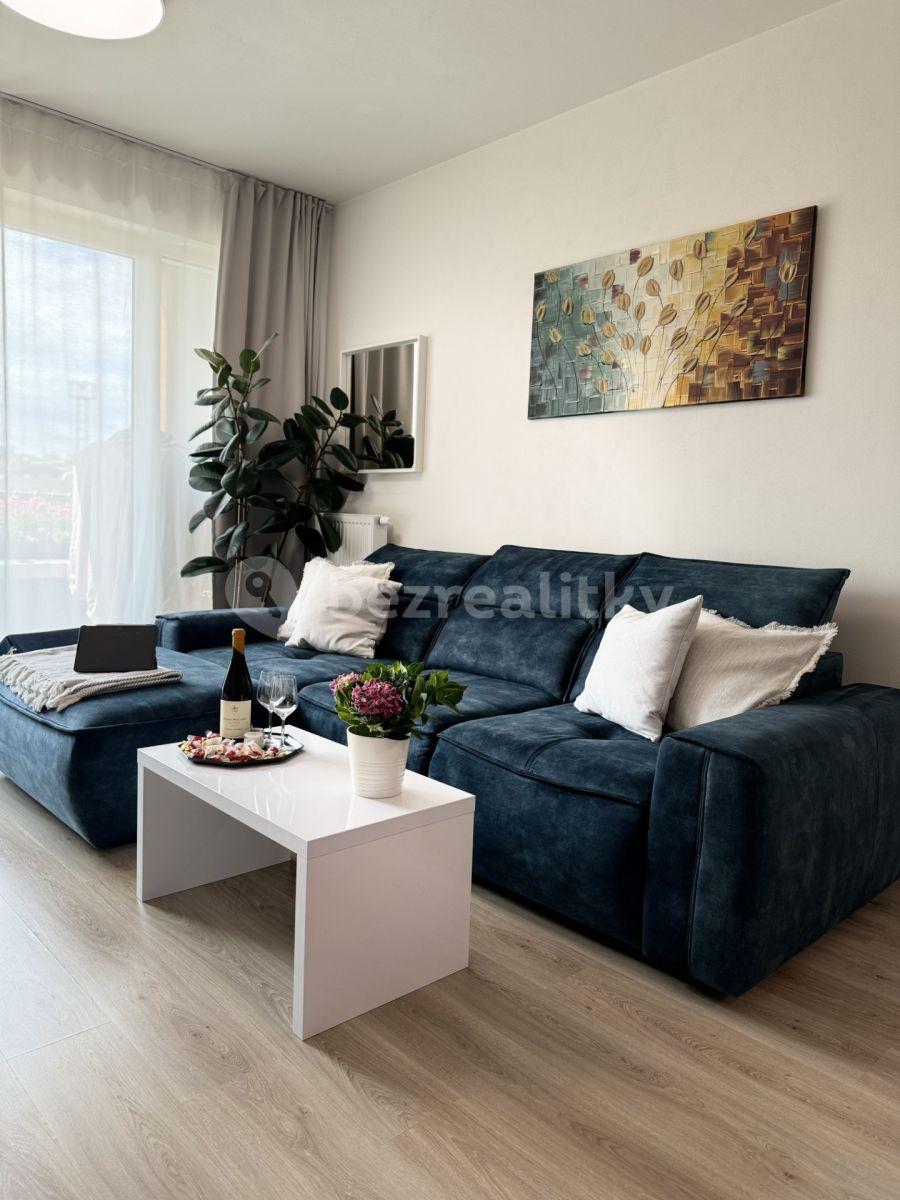 Prodej bytu 2+kk 74 m², Petrohradská, Praha, Praha