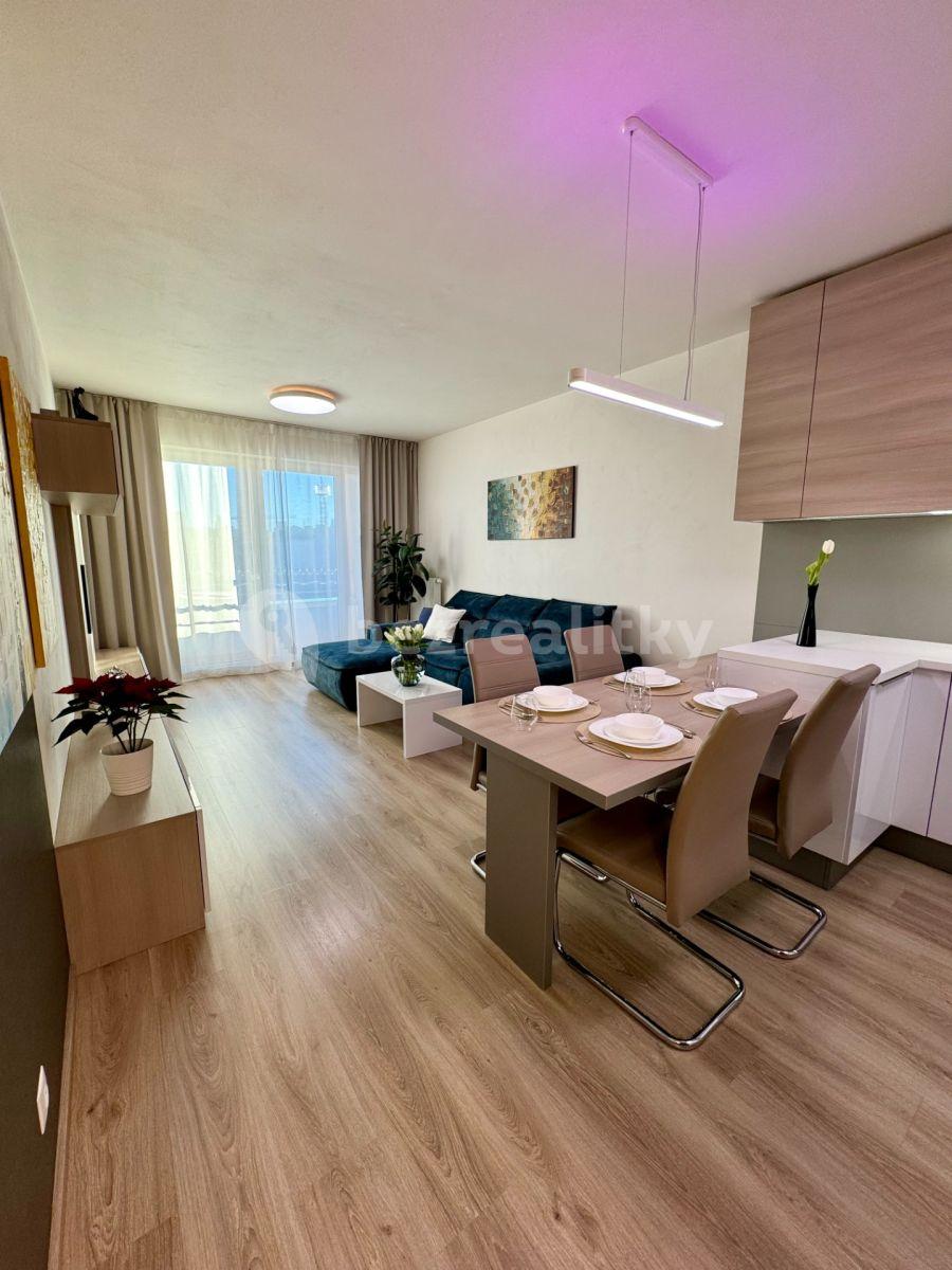 Prodej bytu 2+kk 74 m², Petrohradská, Praha, Praha