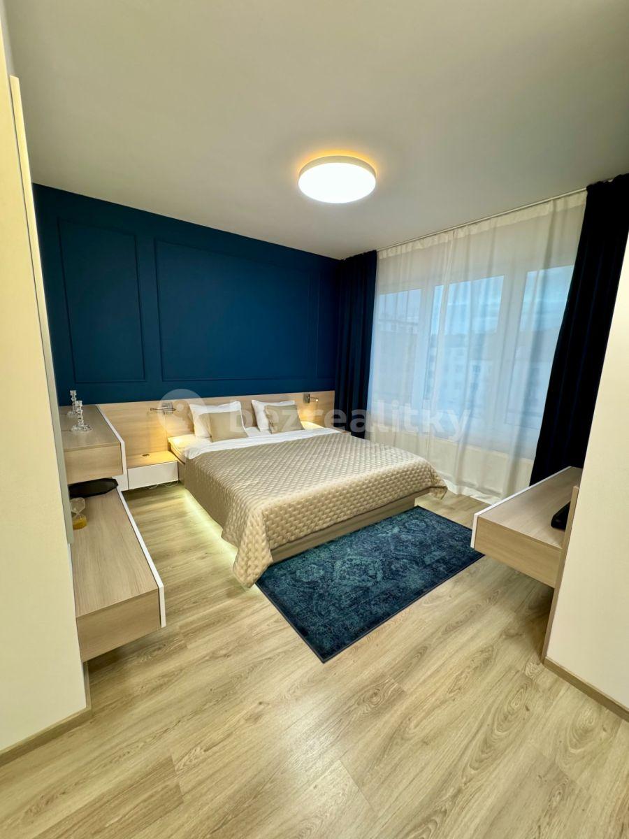 Prodej bytu 2+kk 74 m², Petrohradská, Praha, Praha