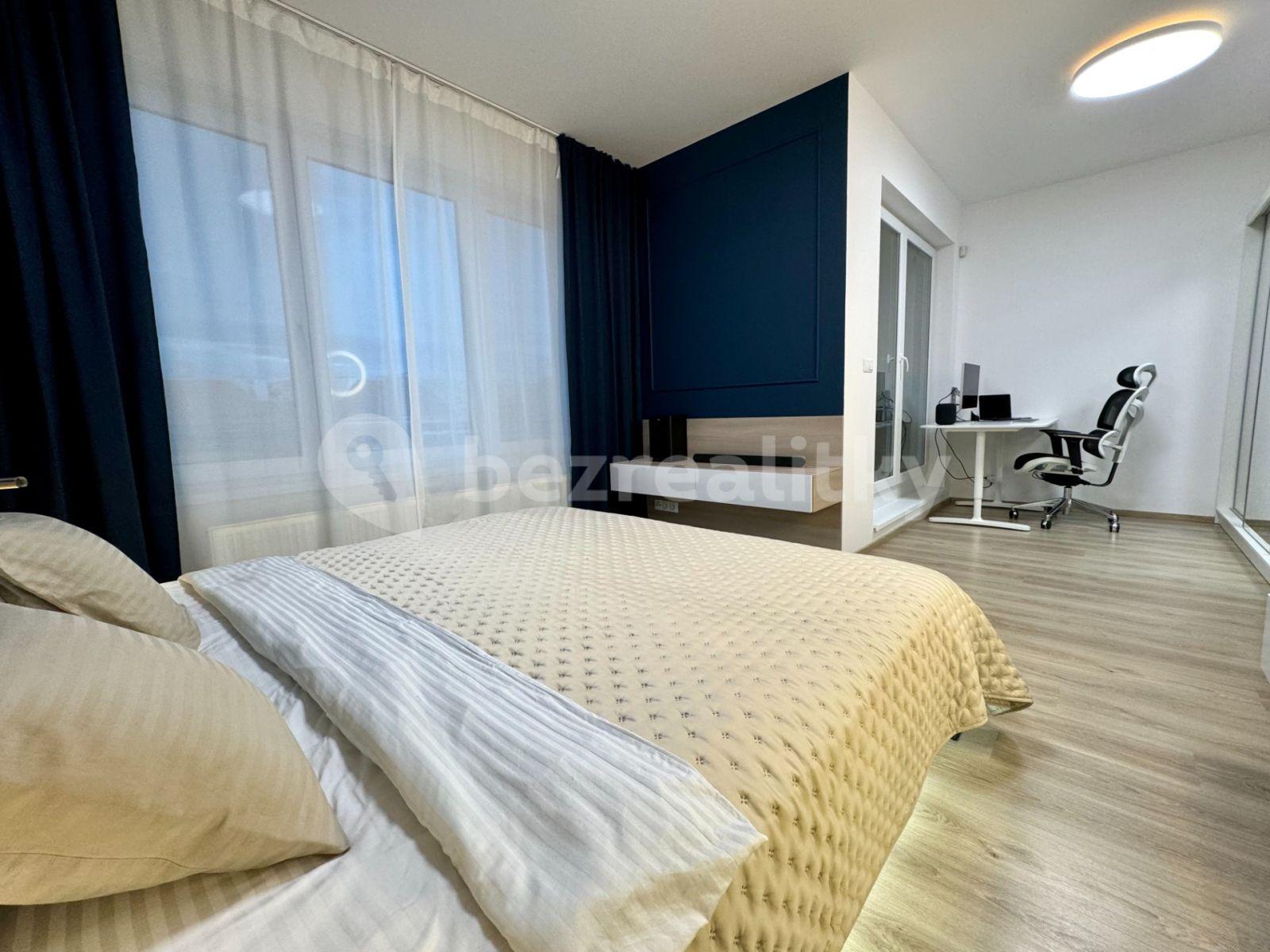 Prodej bytu 2+kk 74 m², Petrohradská, Praha, Praha