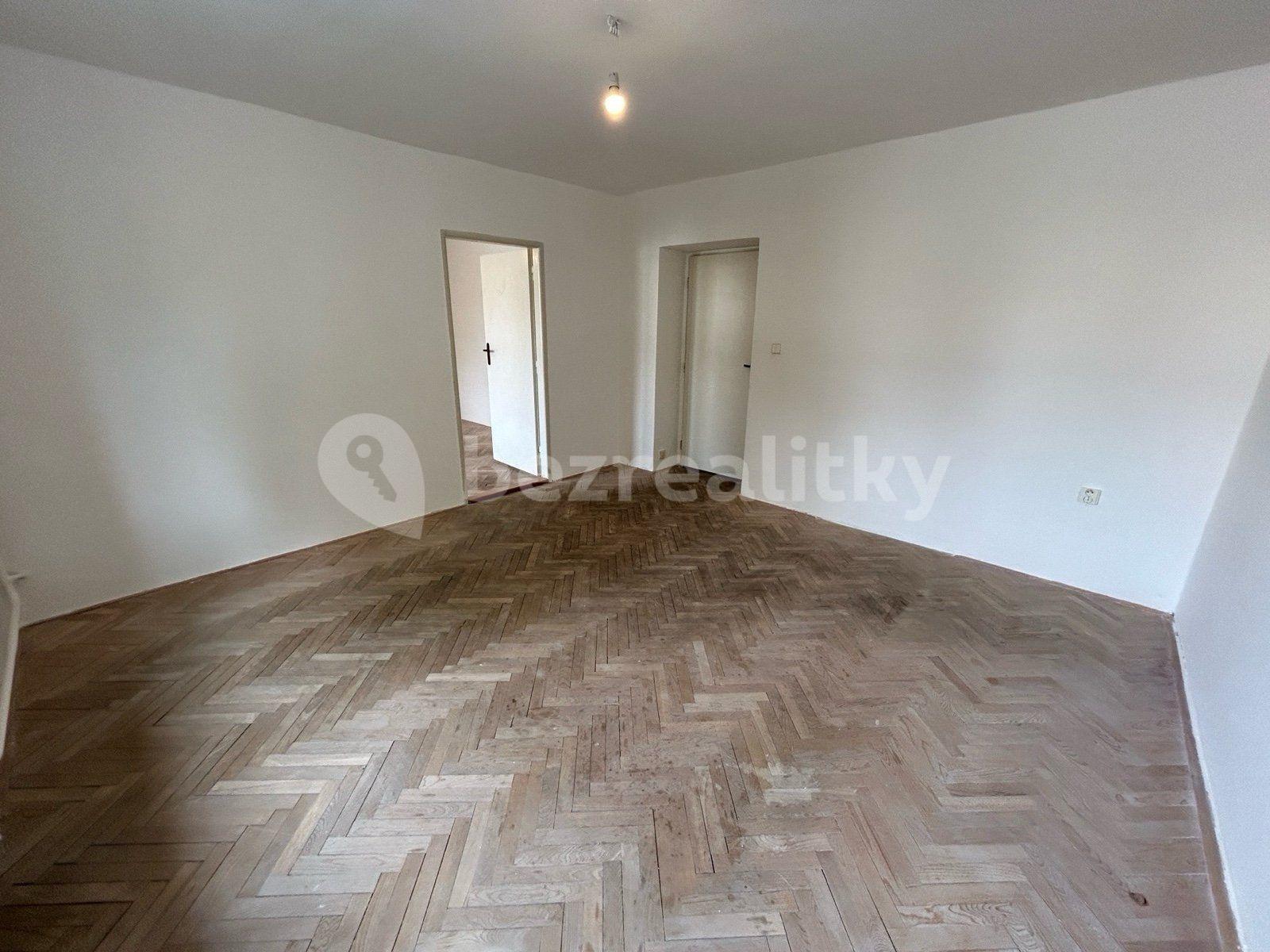 Pronájem bytu 2+1 54 m², nám. Budovatelů, Karviná, Moravskoslezský kraj