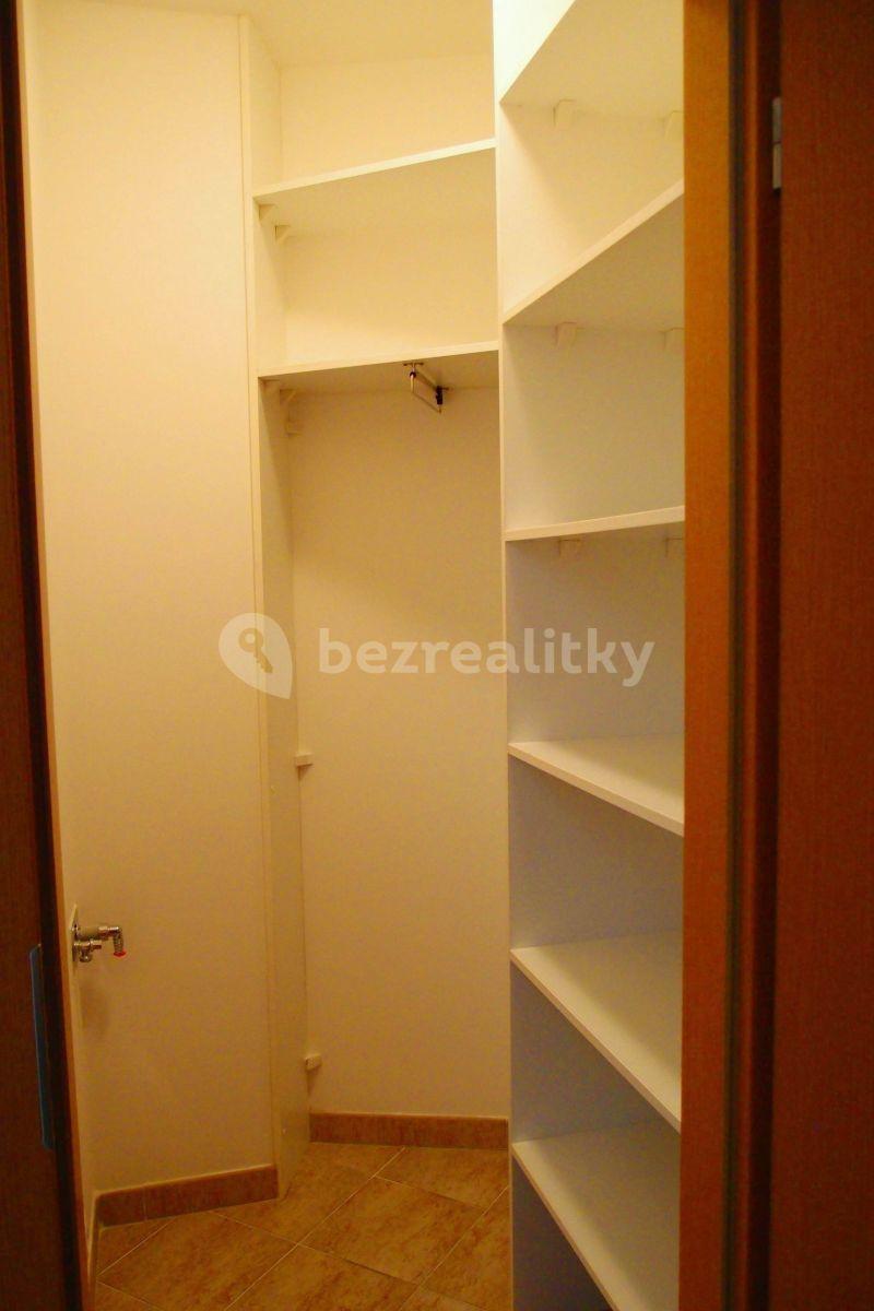 Pronájem bytu 2+kk 65 m², Praha, Praha