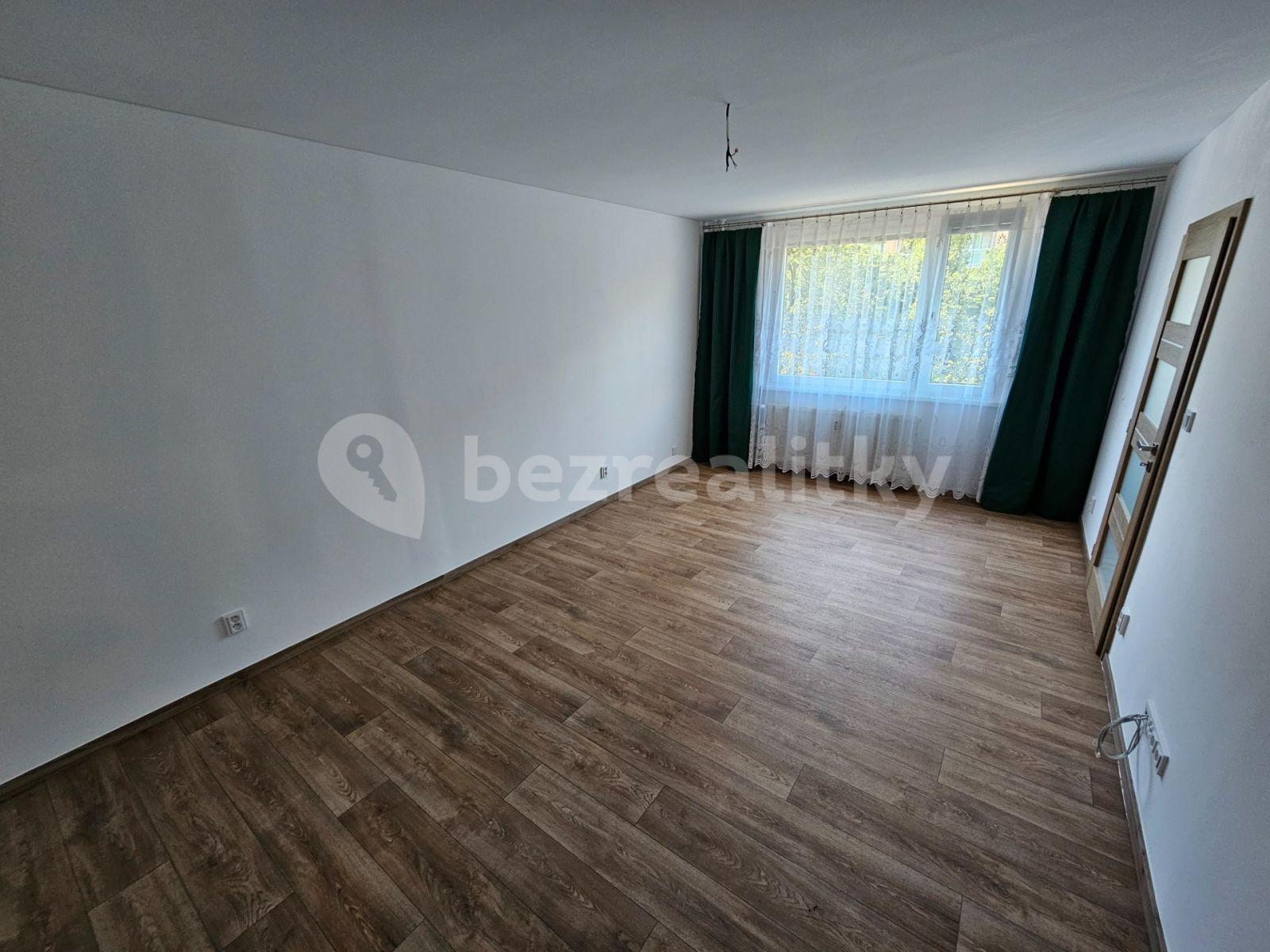 Pronájem bytu 3+1 71 m², U trati, Jičín, Královéhradecký kraj