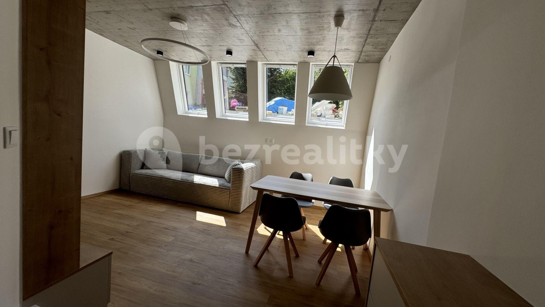 Pronájem bytu 3+1 54 m², Tišnovská, Brno, Jihomoravský kraj