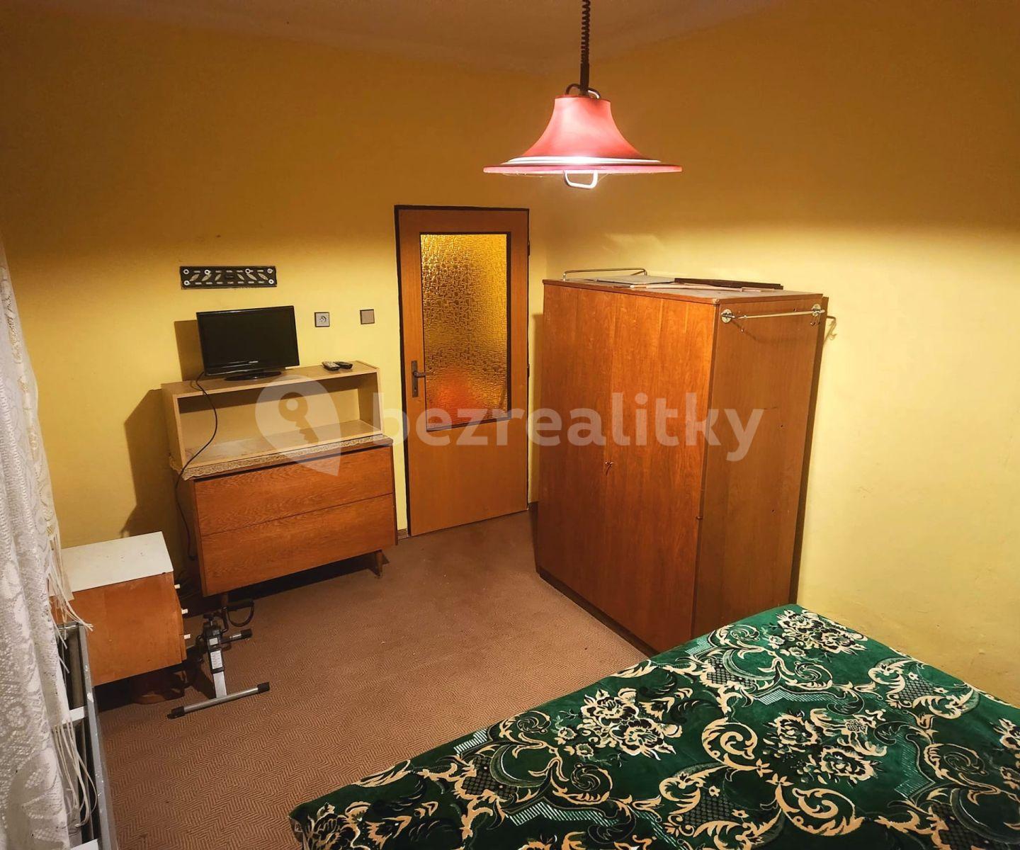 Prodej domu 297 m², pozemek 386 m², Jiráskova, Třebenice, Ústecký kraj