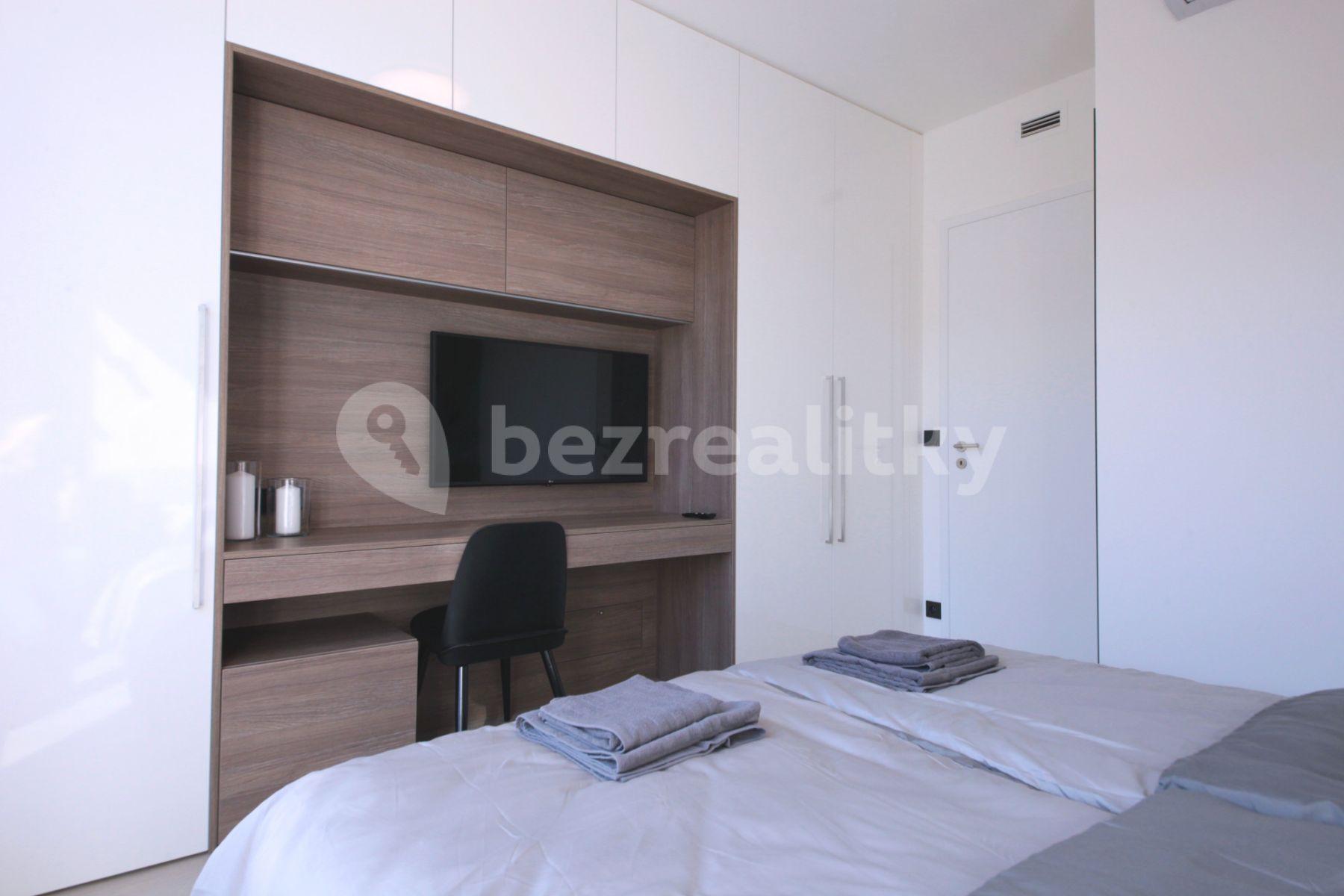 Pronájem bytu 2+kk 50 m², Prachnerova, Praha, Praha