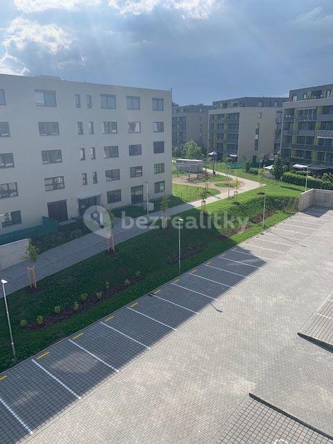 Pronájem bytu 2+kk 56 m², V Hliníkách, Chrudim, Pardubický kraj