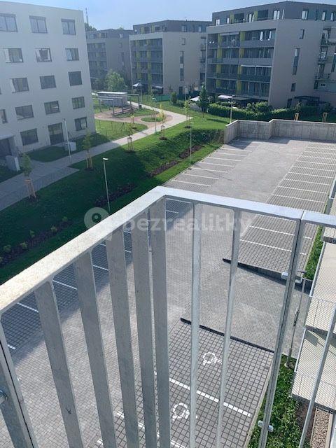 Pronájem bytu 2+kk 56 m², V Hliníkách, Chrudim, Pardubický kraj