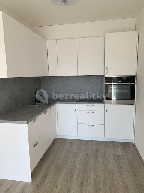 Pronájem bytu 2+kk 56 m², V Hliníkách, Chrudim, Pardubický kraj