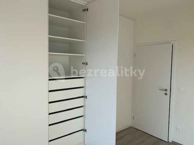 Pronájem bytu 2+kk 56 m², V Hliníkách, Chrudim, Pardubický kraj