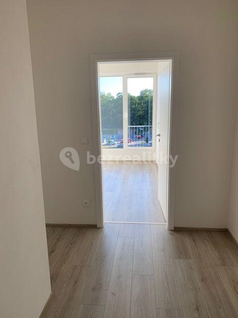 Pronájem bytu 2+kk 56 m², V Hliníkách, Chrudim, Pardubický kraj