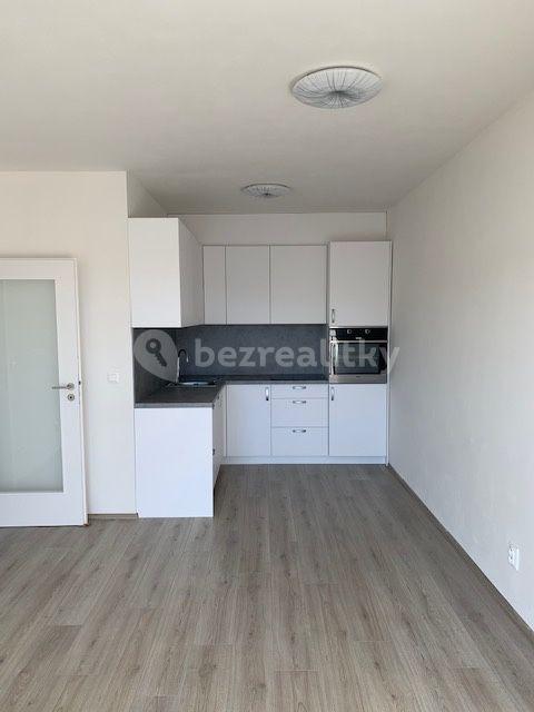 Pronájem bytu 2+kk 56 m², V Hliníkách, Chrudim, Pardubický kraj