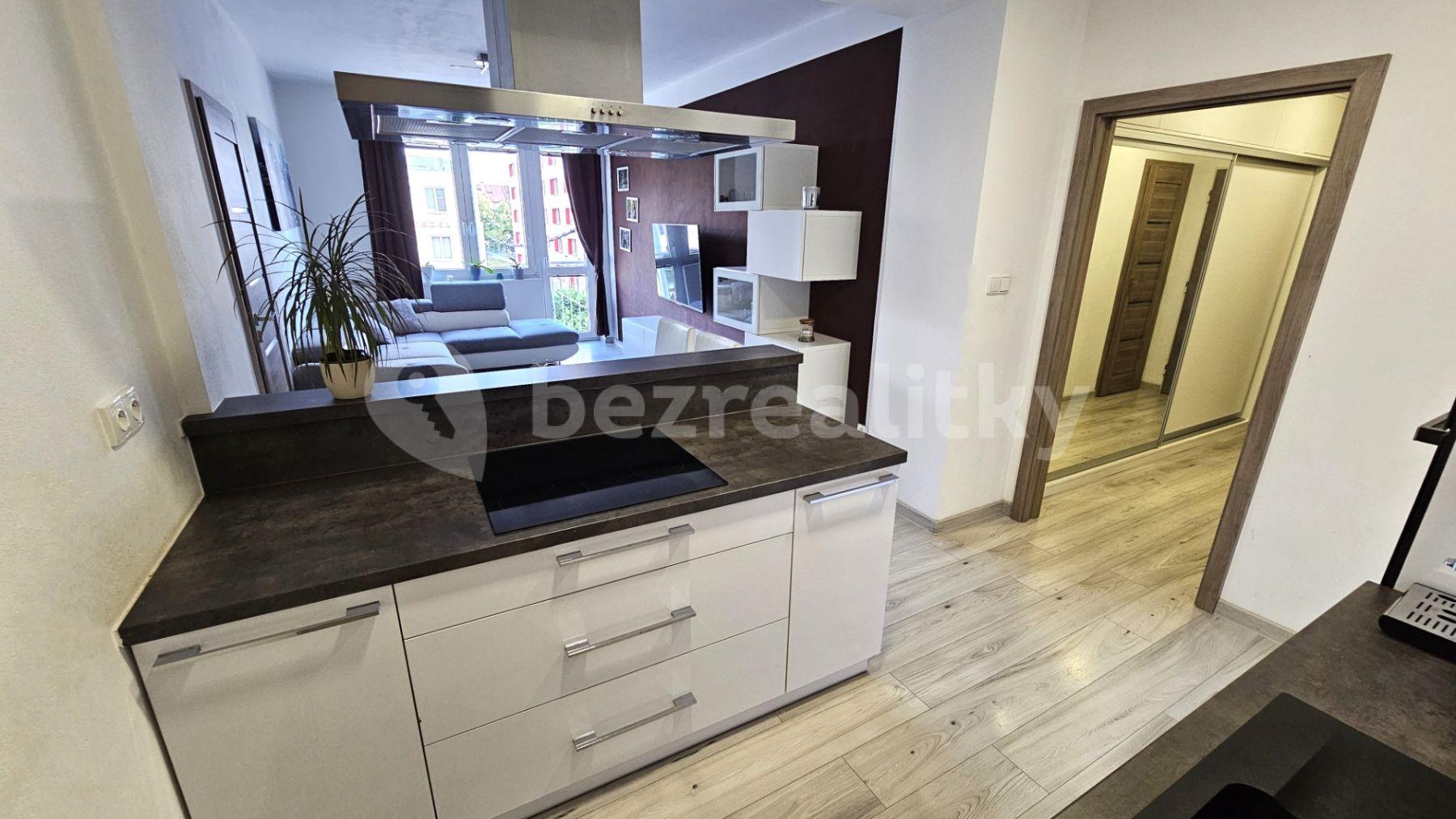 Prodej bytu 3+kk 62 m², Černokostelecká, Praha, Praha