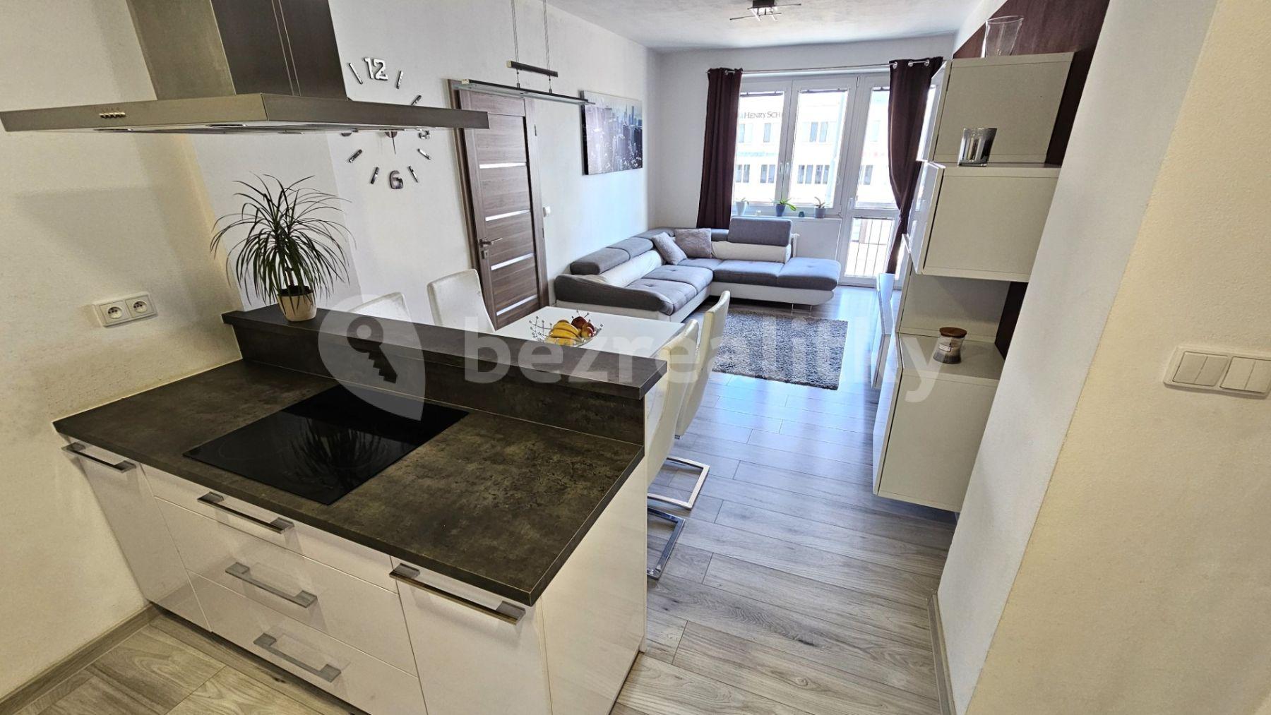 Prodej bytu 3+kk 62 m², Černokostelecká, Praha, Praha