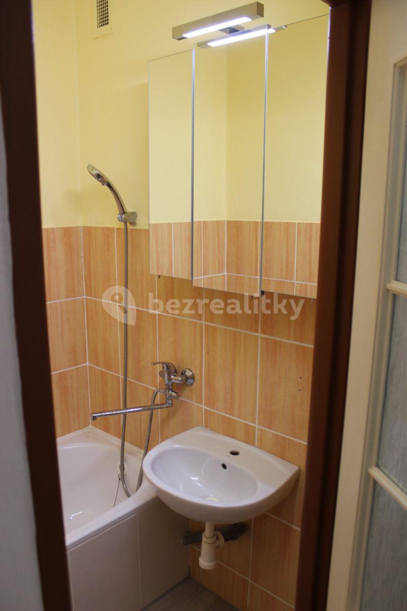 Pronájem bytu 2+1 56 m², Zahradní, Chodov, Karlovarský kraj