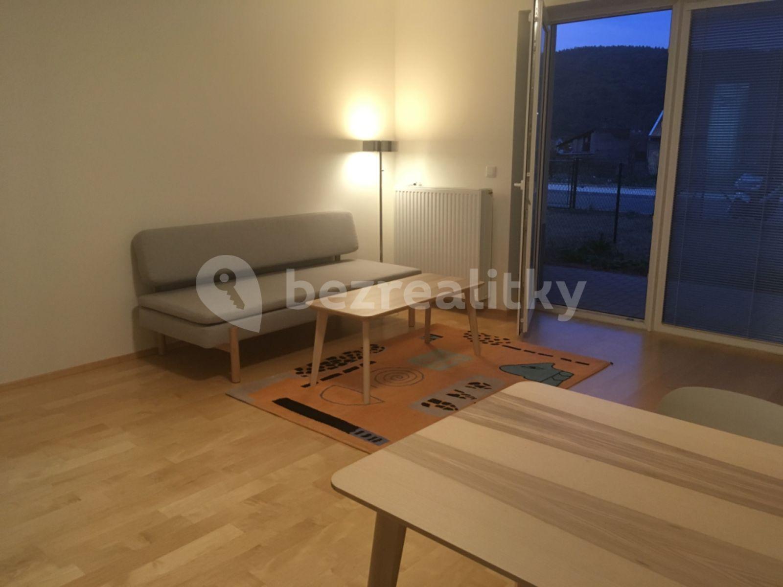 Pronájem bytu 2+kk 58 m², U Statku, Hýskov, Středočeský kraj