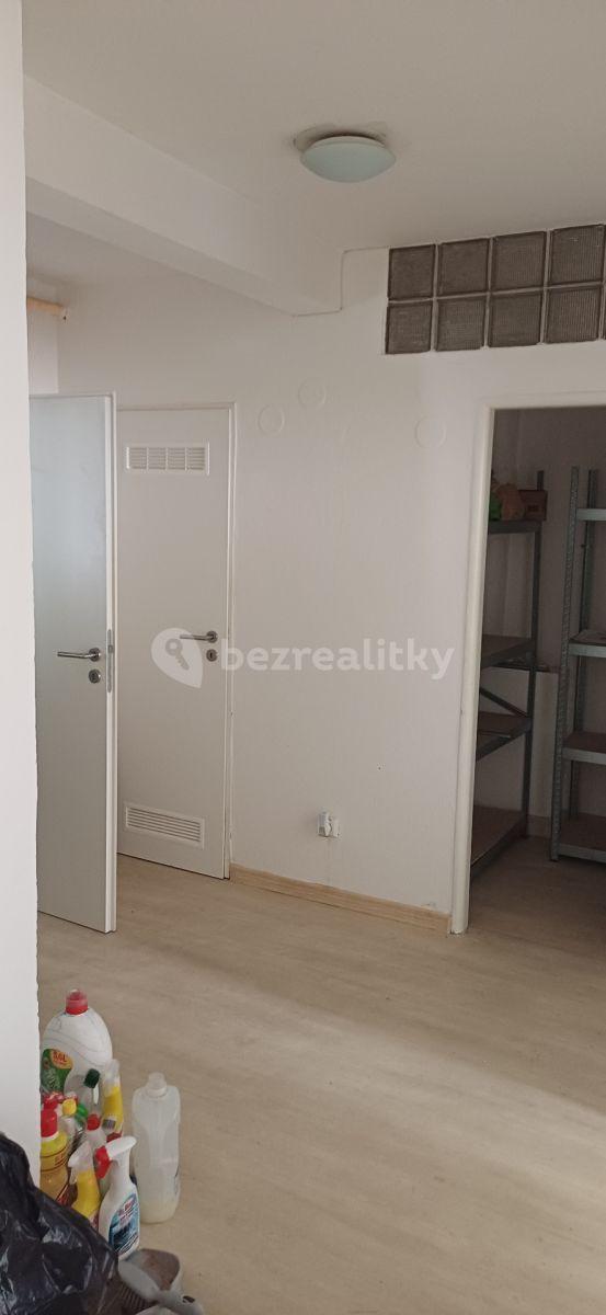 Pronájem bytu 3+1 70 m², Vodní, Kroměříž, Zlínský kraj