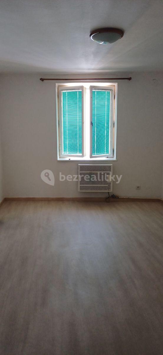 Pronájem bytu 3+1 70 m², Vodní, Kroměříž, Zlínský kraj