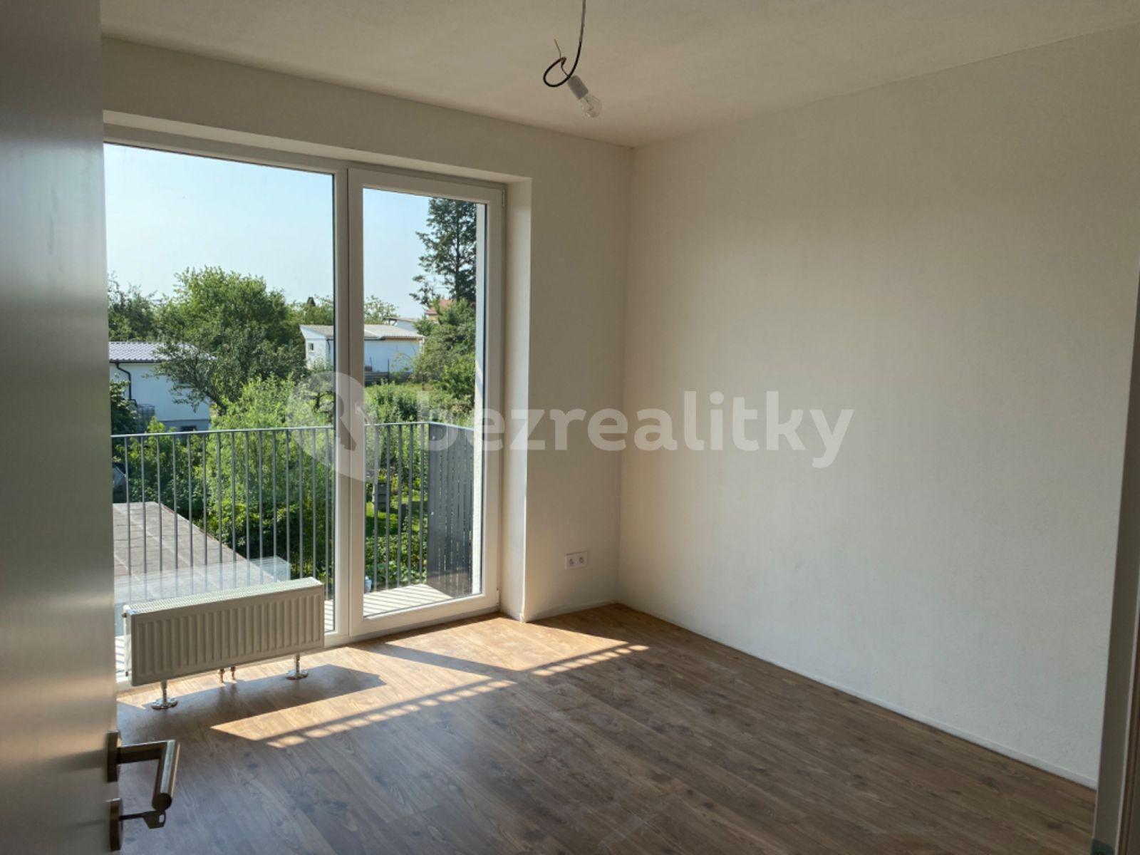 Pronájem bytu 3+kk 65 m², V Zahrádkách, Plzeň, Plzeňský kraj