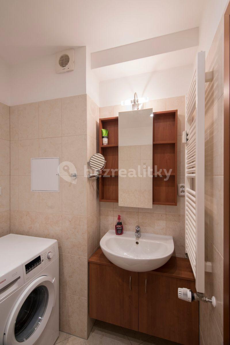 Pronájem bytu 2+kk 46 m², Plzeňská, Praha, Praha