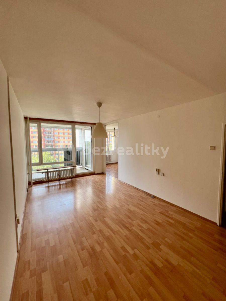 Prodej bytu 3+1 70 m², Famfulíkova, Praha, Praha