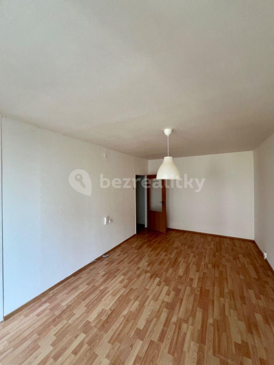 Prodej bytu 3+1 70 m², Famfulíkova, Praha, Praha