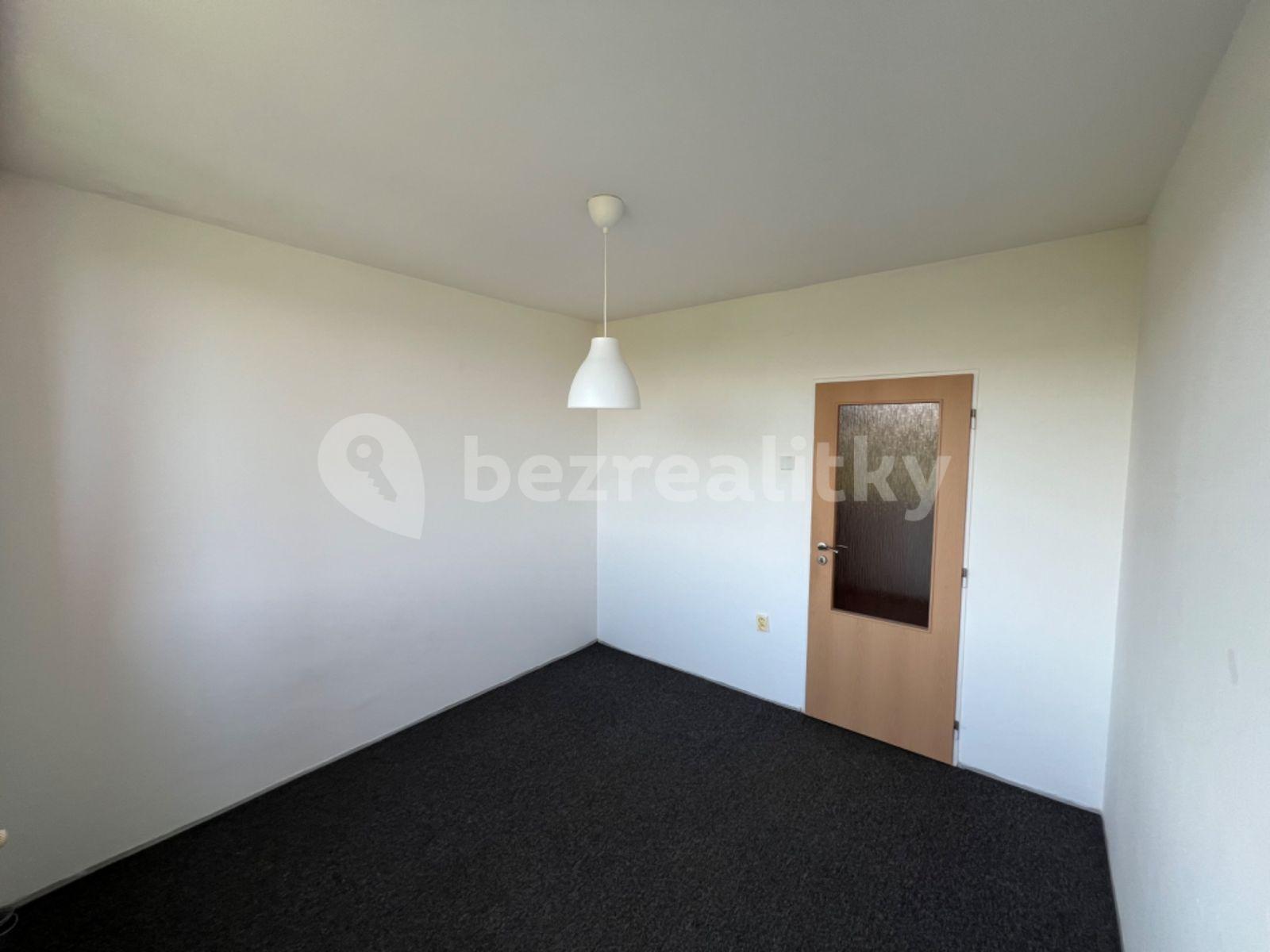 Prodej bytu 3+1 70 m², Famfulíkova, Praha, Praha