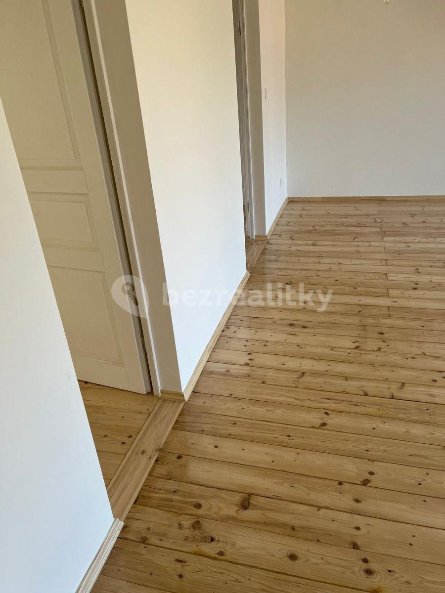 Prodej bytu 3+kk 77 m², Kpt. Jaroše, Beroun, Středočeský kraj