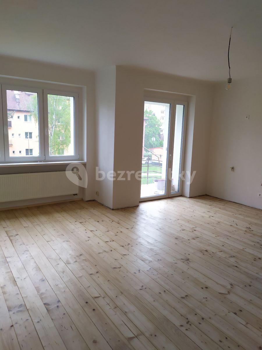 Prodej bytu 3+kk 77 m², Kpt. Jaroše, Beroun, Středočeský kraj