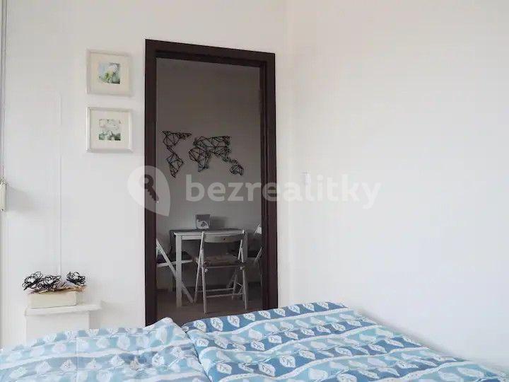 Pronájem bytu 2+1 60 m², Drieňová j, Ružinov, Bratislavský kraj