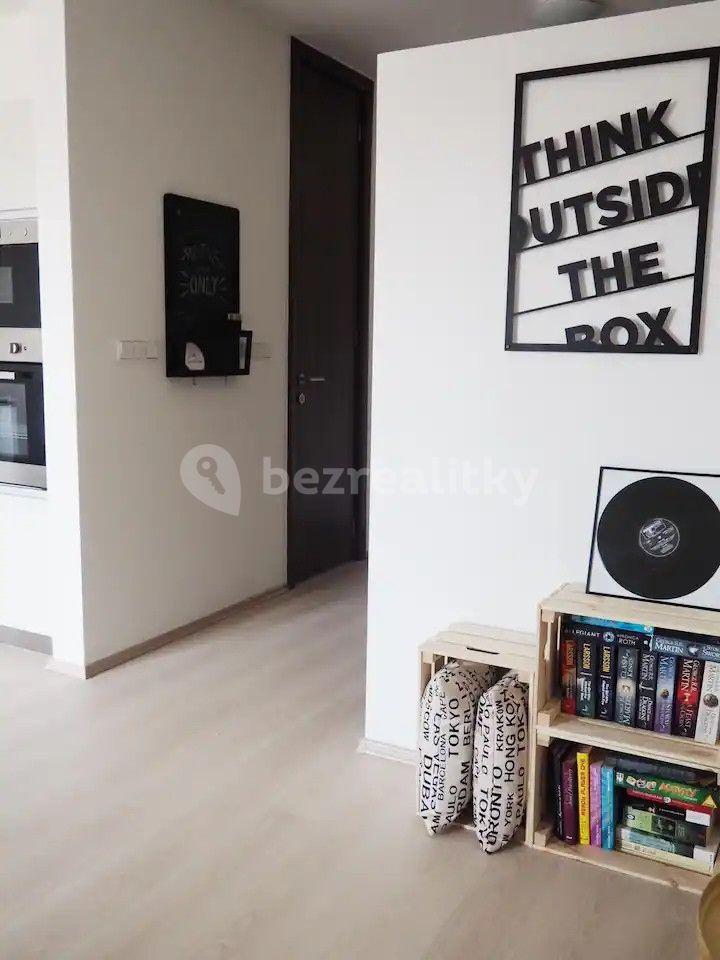 Pronájem bytu 2+1 60 m², Drieňová j, Ružinov, Bratislavský kraj