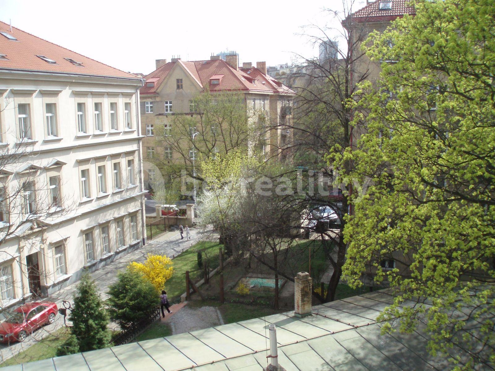 Pronájem bytu 2+kk 54 m², Žateckých, Praha, Praha